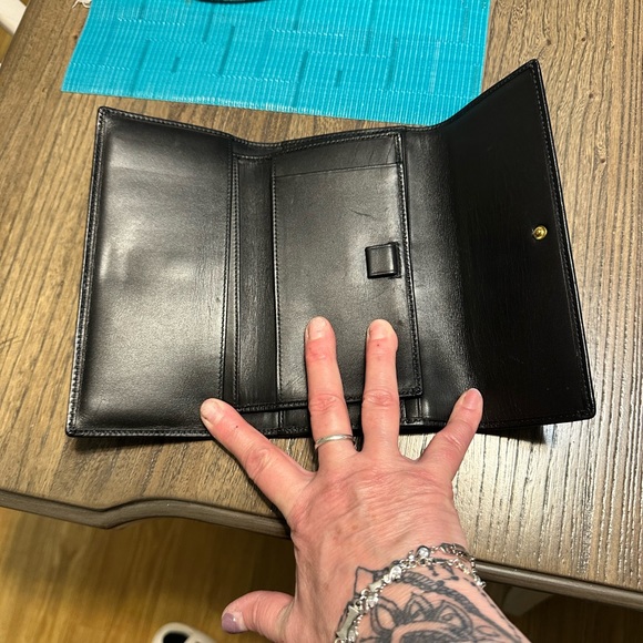 Coach Jacard snap wallet very nice condition - Picture 5 of 8